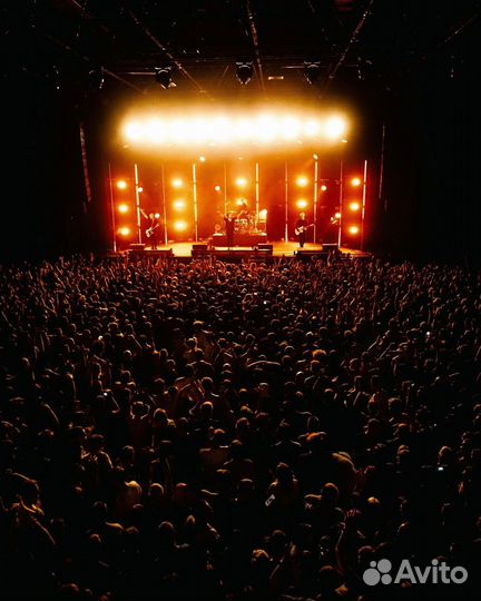 Новый год 2024 в стиле Диско 90х