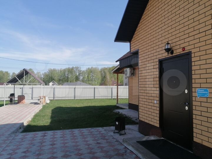 Коттедж 150 м² на участке 11 сот.