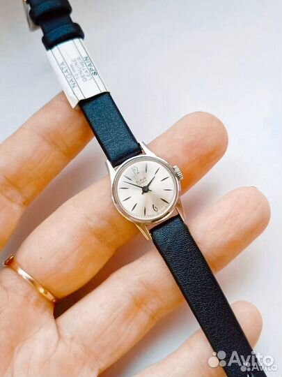 Часы СССР слава женские