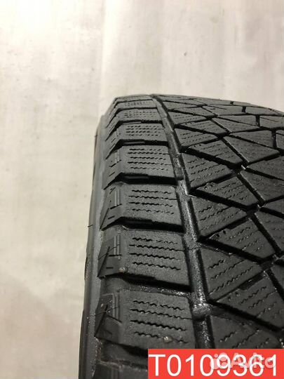 Bridgestone Blizzak DM-V2 225/65 R17 102Q