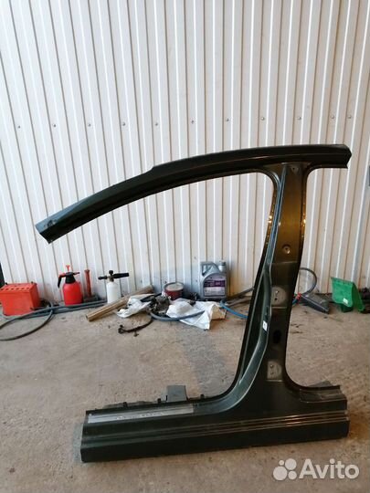 Citroen c4 хечбек CL стойка центральная левая