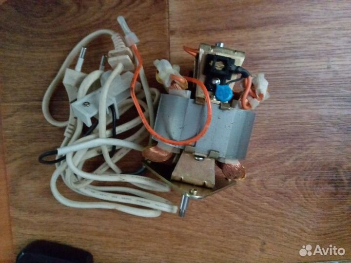 Электродвигатель 300 Ватт