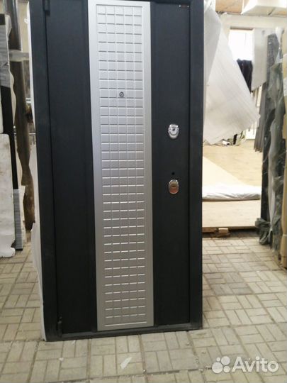 Дверь входная