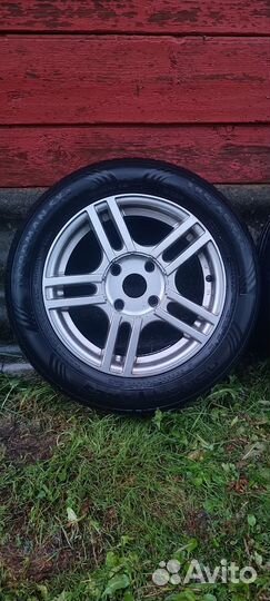 Резина на дисках R15 185/65 Nokian nordman sx3