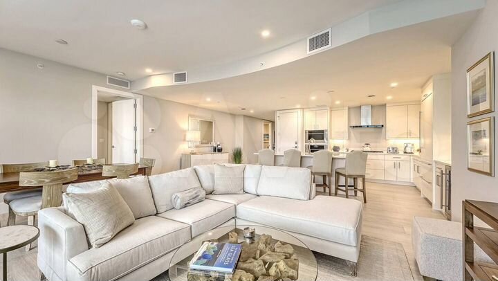 2-к. квартира, 75 м², 10/10 эт.