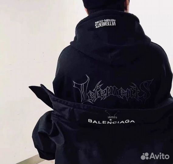 Vetements Hoodie 16ss Logo