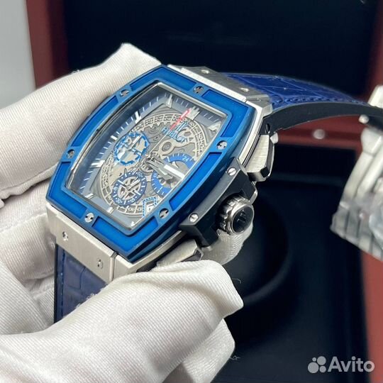 Часы hublot