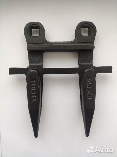 Палец сдвоенный