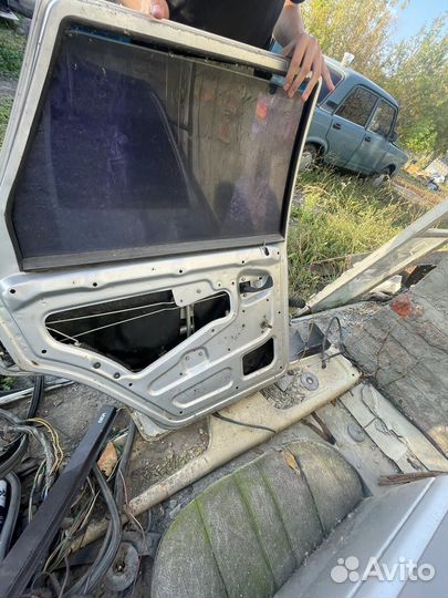 Продам двери ваз 2115-14