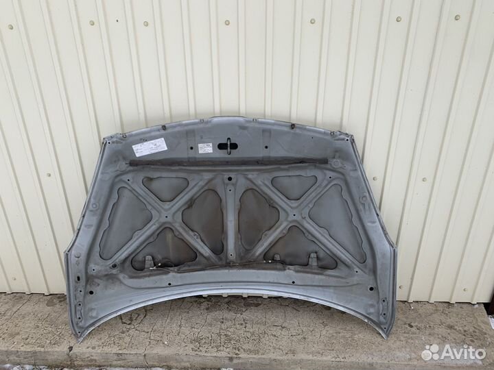 Капот Toyota Wish