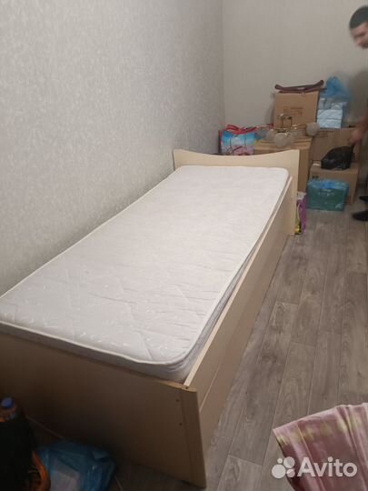 Продам кровать