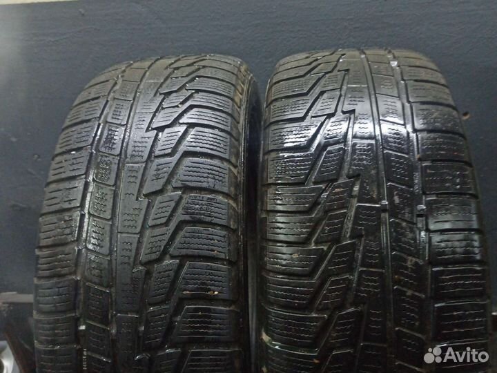 Nokian Tyres WR G2 215/60 R16