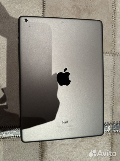 iPad air wifi 32 гб Space Gray