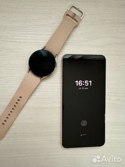 Samsung Galaxy S22, 8/256 ГБ