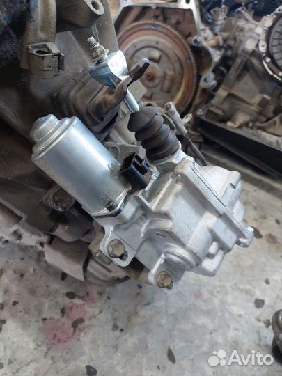 Робот королла