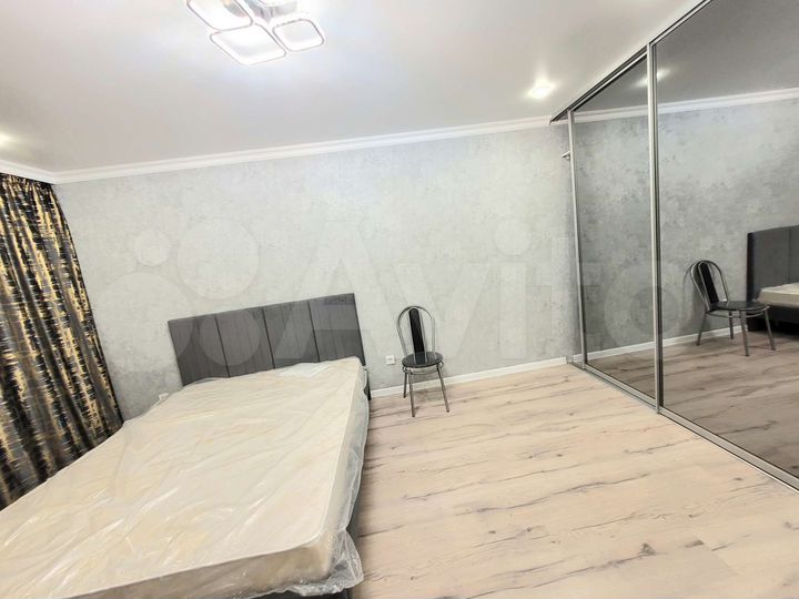 1-к. квартира, 42 м², 4/13 эт.