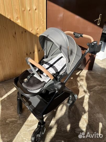 Прогулочная коляска складная