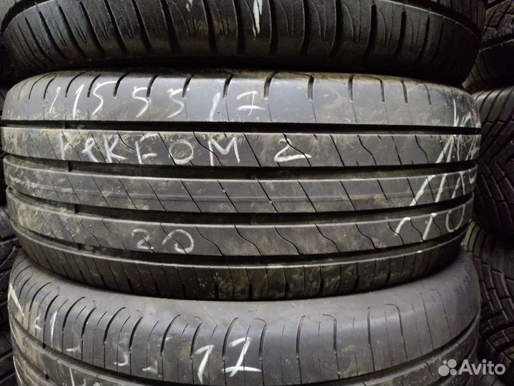 Goodyear UltraGrip Performance 2 215/55 R17 Y