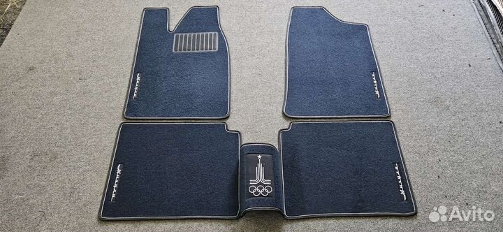 Автоковрики для ваз 2101-2107, синие с чёрн. бел