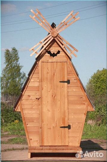 Уличный туалет деревянный Ш323