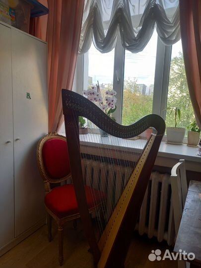 Продаю реверсную арфу фирмы Camac Harps(Франция)