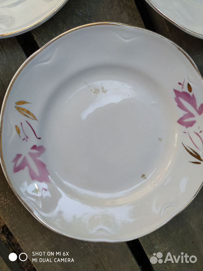 Тарелки плоские фарфор СССР остатки
