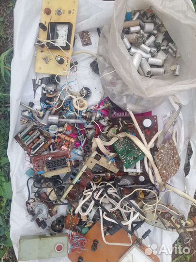 Радио Детали