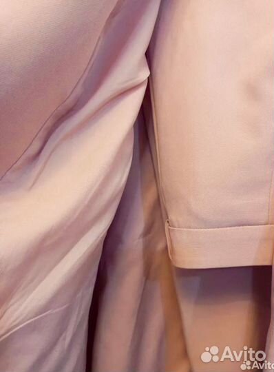 Брючный костюм женский