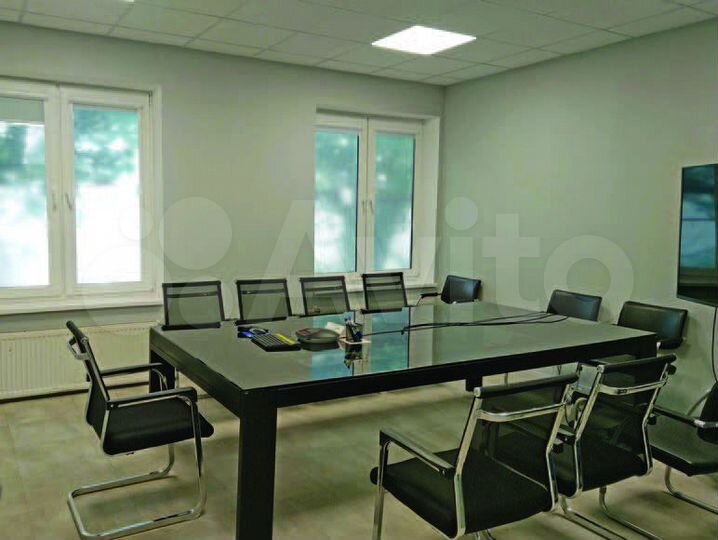 Офисное помещение 810.00 кв.м здание целиком