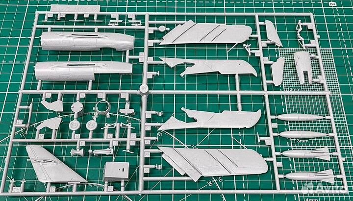 7318 Советский истребитель Миг-17