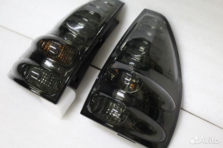 Prado 120 LED Стоп сигналы диодные Черные F4DZ9