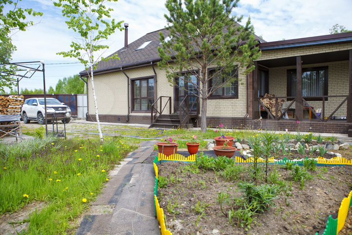 Дом 131 м² на участке 12,3 сот.