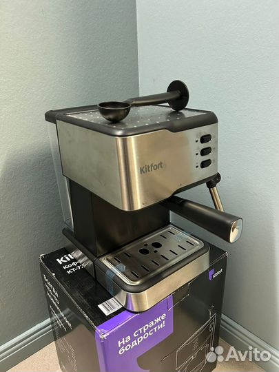 Кофемашина Kitfort KT-7233