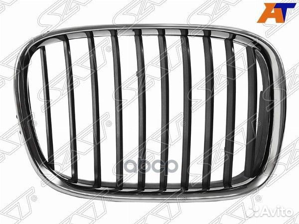 Решетка радиатора BMW E39 95-00 RH черная с хромом