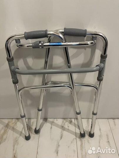 Ходунки для взрослых W Universal