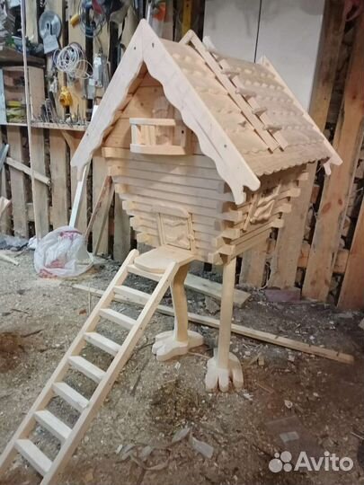 Избушка на курьих ножках