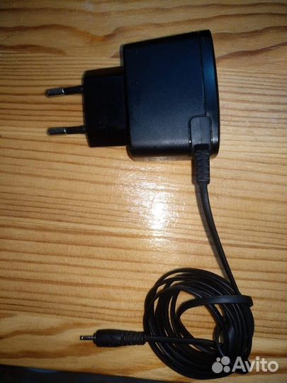 Зарядное устройство nokia AC-3E Нокиа с повреждени