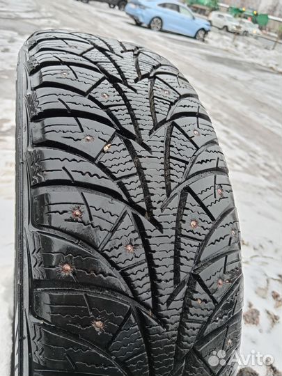 Rosava SnowGard 205/60 R16 92T