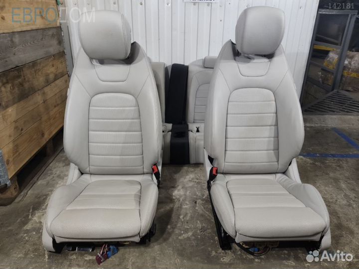 Сиденья на mercedes W205 s1140350
