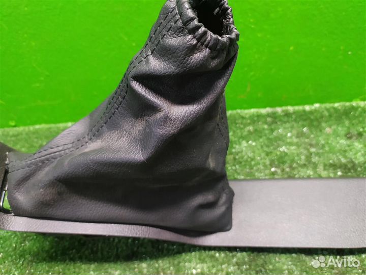 Накладка центральной консоли Ford Focus 3 (CB8) 2