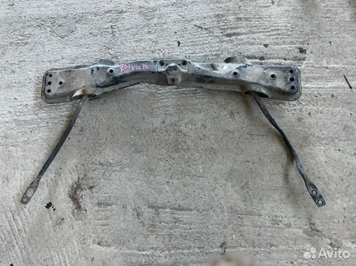 Балка Honda Odyssey RA1 F22B 1996