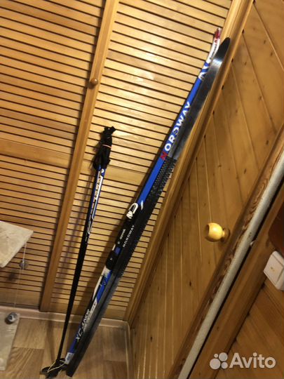 Беговые лыжи с палками