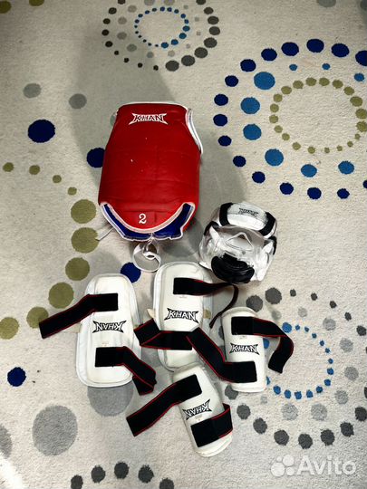 Детская защита для занятий тхэквондо