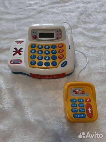 Игрушечная касса