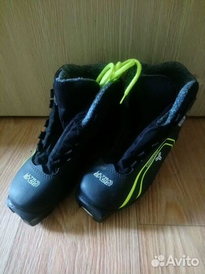 Лыжные ботинки 34 р