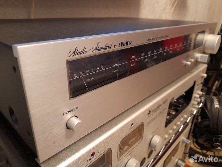 Tuner Fisher AM/FM stereo