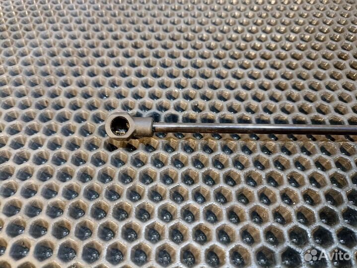 504272577 Амортизатор капота Iveco Stralis