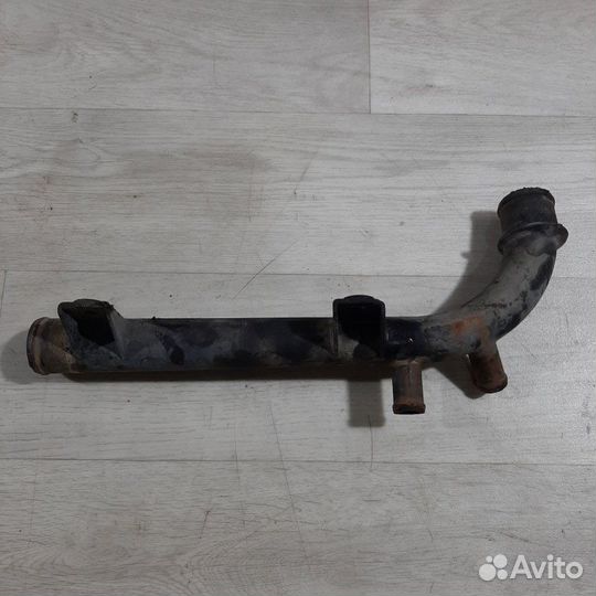Патрубок системы охлаждения Chevrolet Aveo T 200