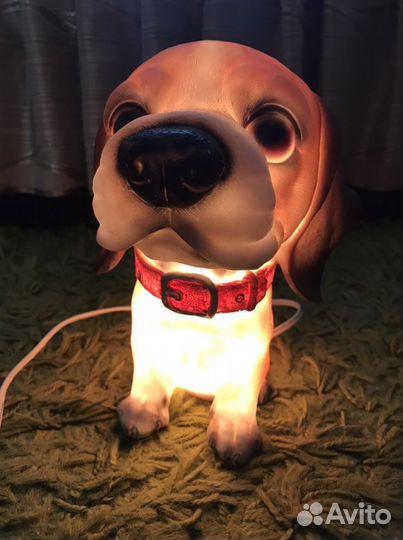 Светильник настольный собака