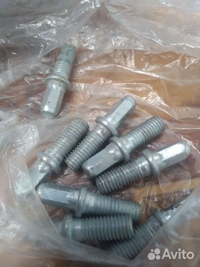 Штифт направляющий колеса ваз (Приора, Калина)